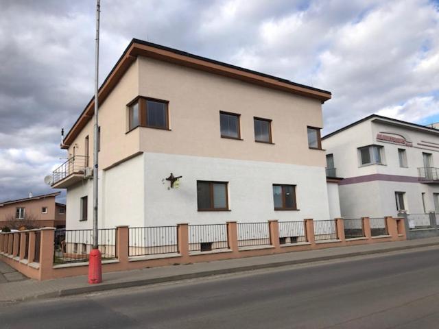 Apartman Matko Levice Zewnętrze zdjęcie